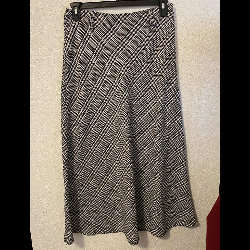 Black and white long skirt